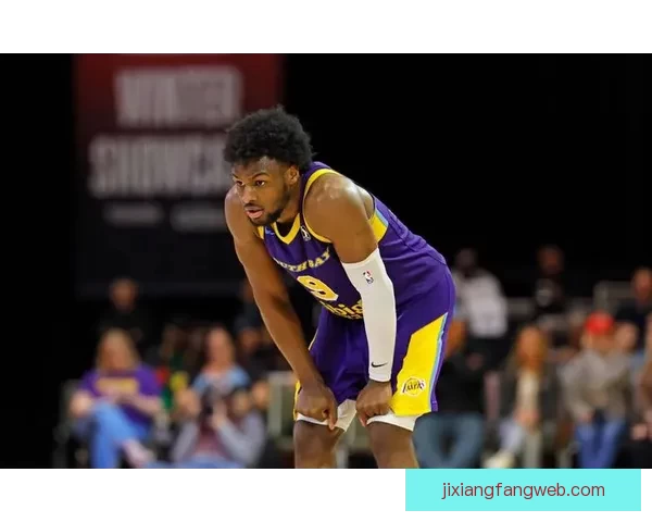 雷迪克称赞球队客场之旅表现出色 布朗尼进步显著令人欣喜